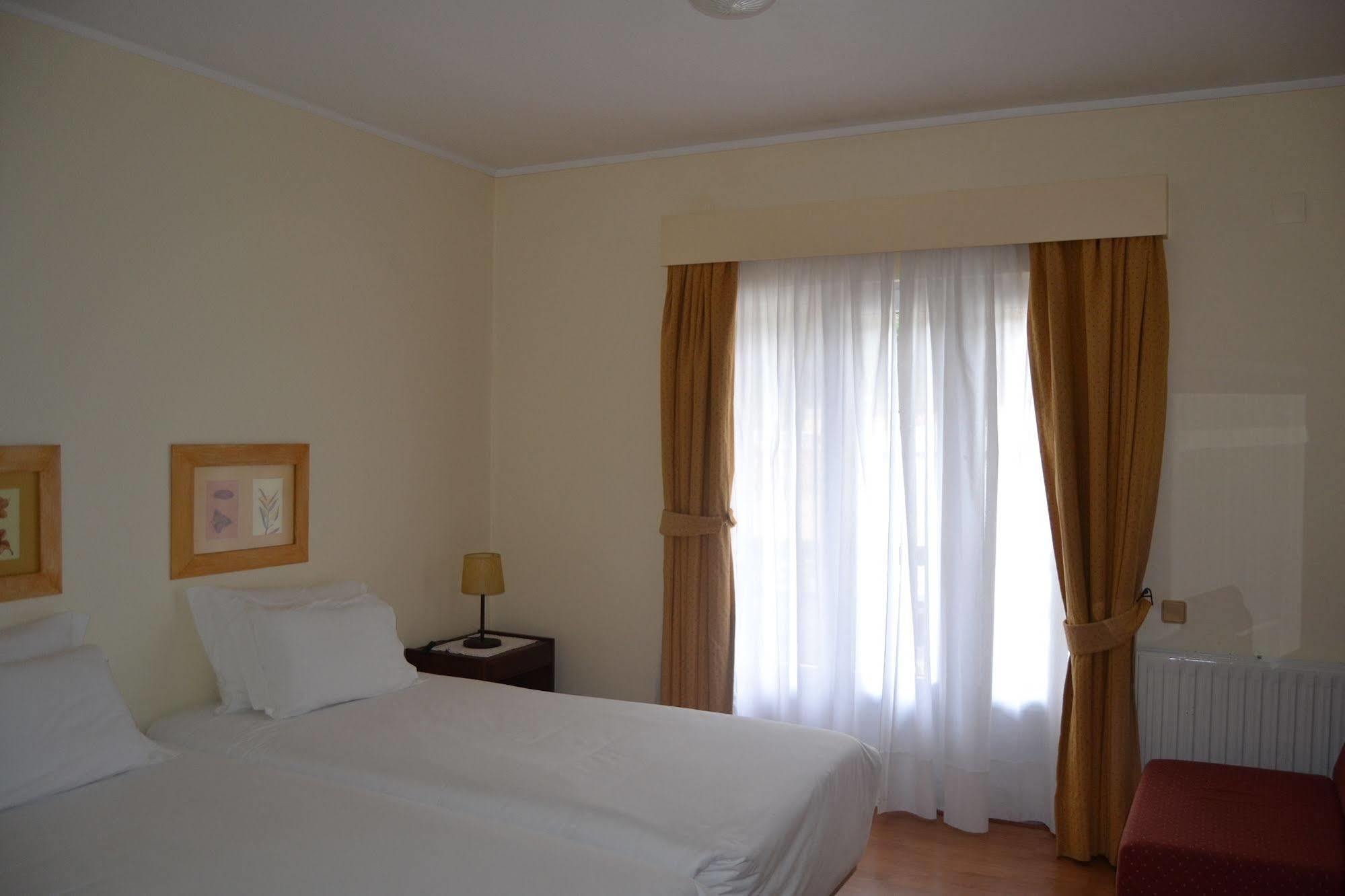 Hotel Carvalho Araujo Geres Zewnętrze zdjęcie