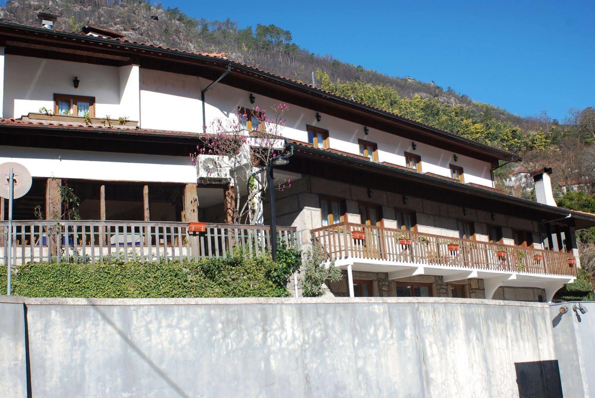 Hotel Carvalho Araujo Geres Zewnętrze zdjęcie